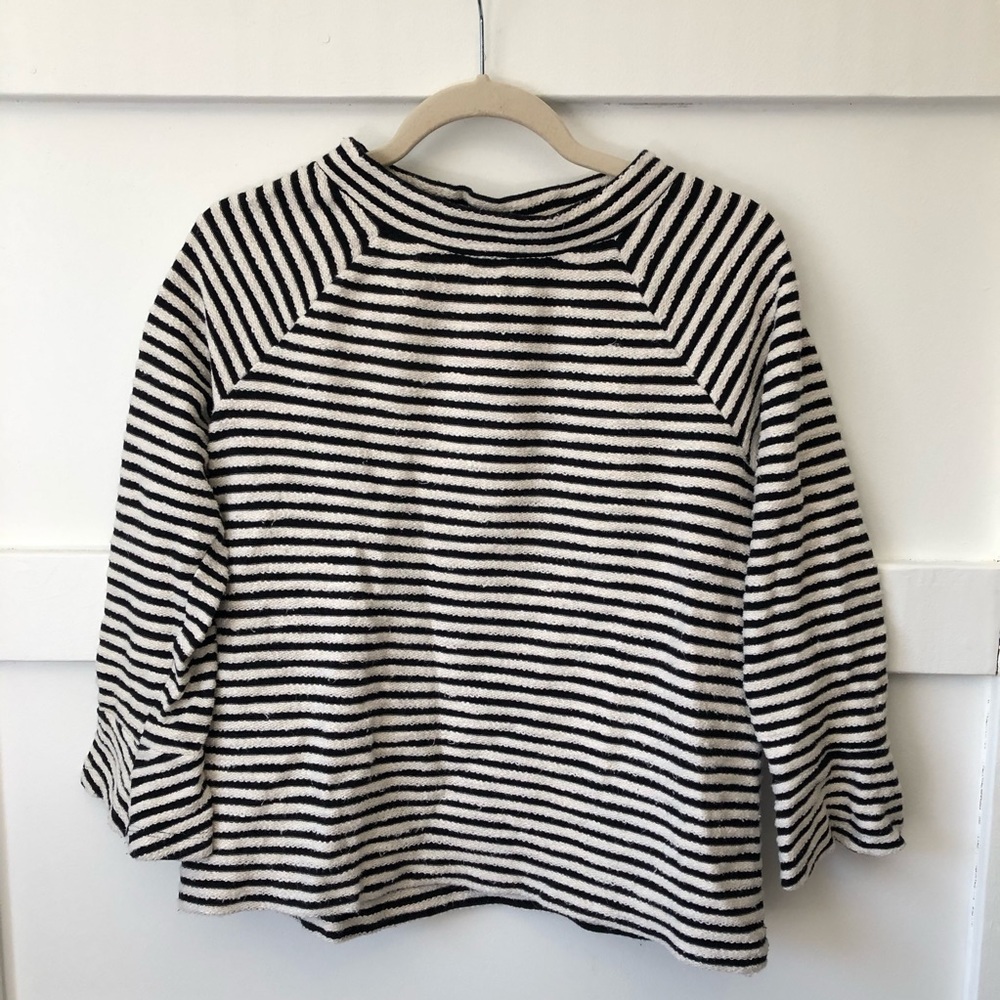Textured peplum sleeve top